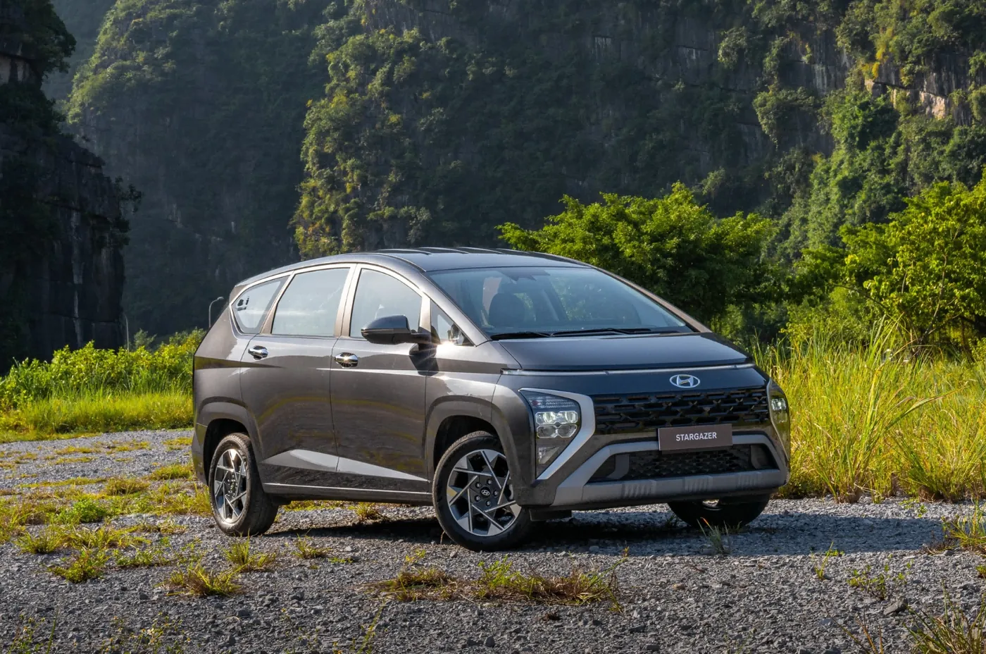 Hyundai Stargazer 越南企业长期租车